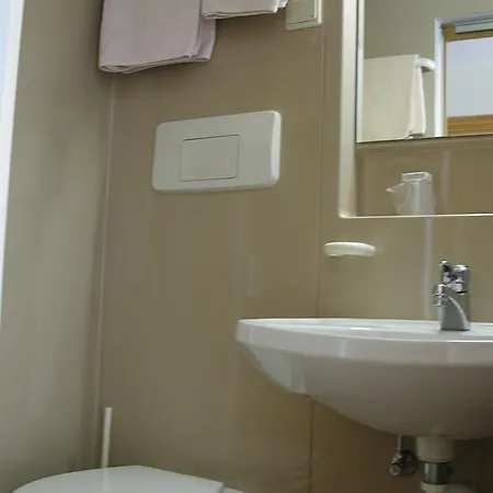 Waltraud Garni Hotel 3*